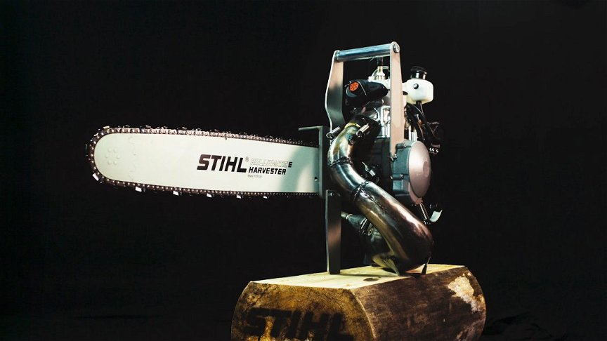 Eine umgebaute STIHL Timbersports Wettkampf-Motorsäge (Hot Saw) mit rund 80 PS